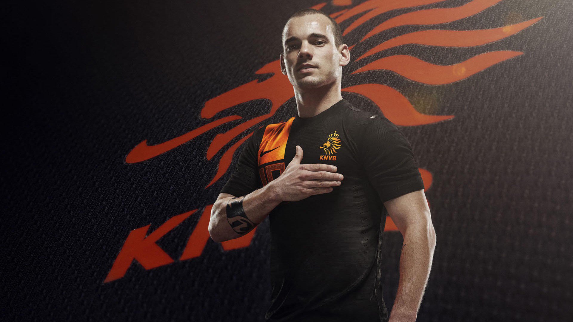 硬仗见真章！当莱万禁区之王遇上国米铁壁，他用进球封印战术之争